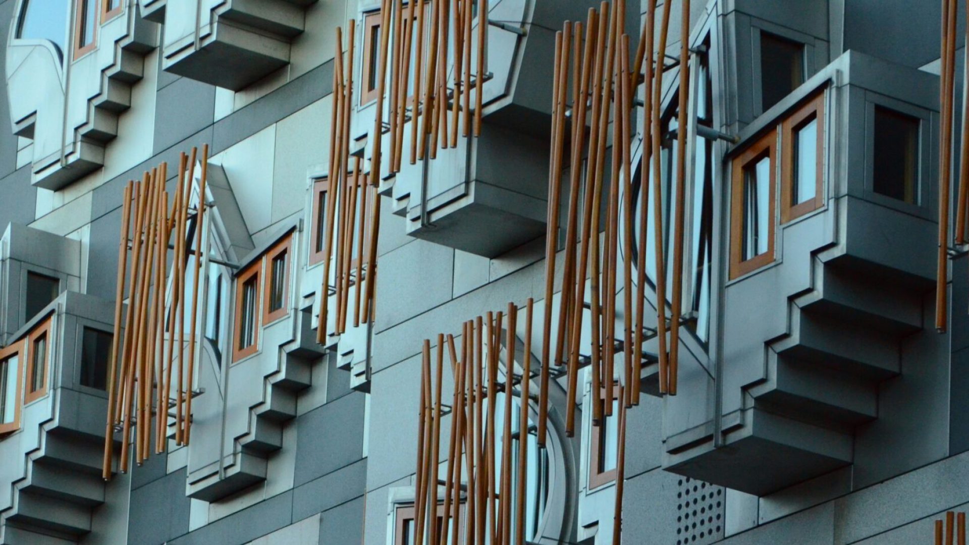 chris-flexen-ekAQJDfyEVE-unsplash